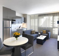 Meriton Serviced Apartments - Kent Street - Tourism Gold Coast