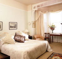 Merre Be's Honeymoon House