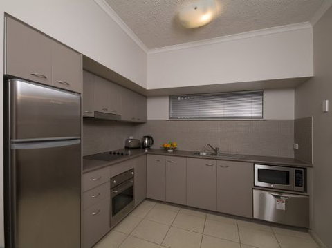 Southern Cross Atrium Apartments - Tourism Gold Coast 5
