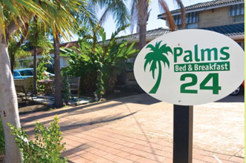 Palms Bed And Breakfast - Tourism Gold Coast 6