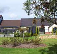 Mick O'Sheas Irish Pub Motel - Tourism Gold Coast