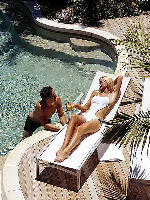 Mobys Beachside Retreat - Tourism Gold Coast 4