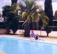 Motel Holliday - Tourism Gold Coast