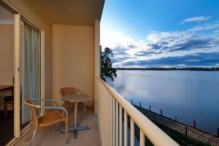 Nagambie Waterfront Motel - Tourism Gold Coast 6