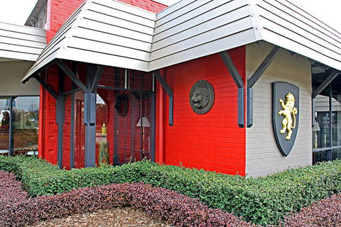 New England Motor Lodge - Tourism Gold Coast 0