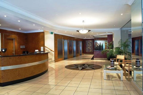 Oaks On Castlereagh - Tourism Gold Coast 2