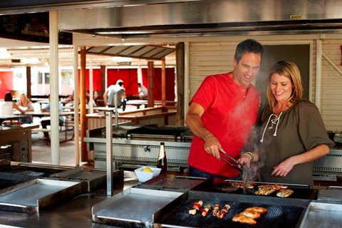 Outback Pioneer Hotel - Tourism Gold Coast 9