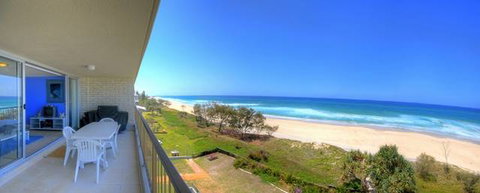 Pacific Surf Absolute Beachfront Apartments - Tourism Gold Coast 3