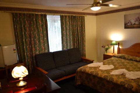 Palms Bed And Breakfast - Tourism Gold Coast 2