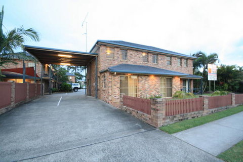 Park Beach Resort Motel - Tourism Gold Coast 0
