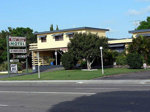 Park Drive Motel - Tourism Gold Coast 0