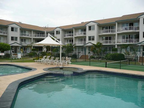 Pelican Cove Apartments - Tourism Gold Coast 8