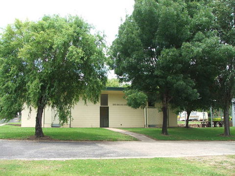 Poplar Caravan Park - Tourism Gold Coast 2