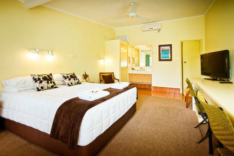 Premier Motor Inn - Tourism Gold Coast 1