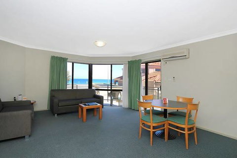 Quality Resort Sorrento Beach - Tourism Gold Coast 0