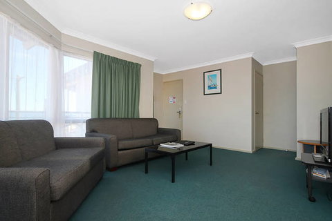 Quality Resort Sorrento Beach - Tourism Gold Coast 7