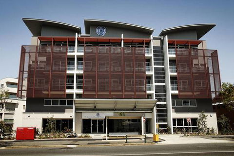 RFH On Gregory - Tourism Gold Coast 0