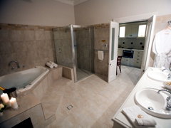 Rose-Eden House - Tourism Gold Coast 4