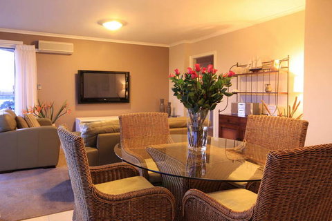 Sails Apartments - Tourism Gold Coast 5