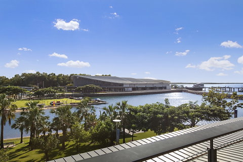 Saltwater Suites - Tourism Gold Coast 8