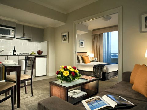 Seasons Harbour Plaza Sydney - Tourism Gold Coast 0