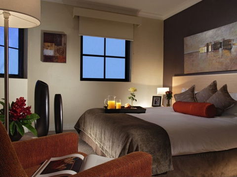 Seasons Harbour Plaza Sydney - Tourism Gold Coast 1