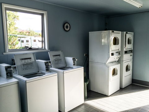 Snug Beach Cabin & Caravan Park - Tourism Gold Coast 5