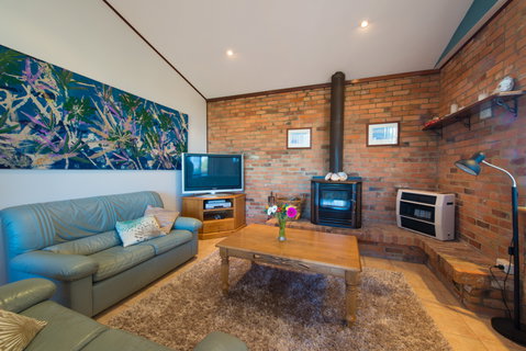 Sorrento Bluewater Cottage - Tourism Gold Coast 1