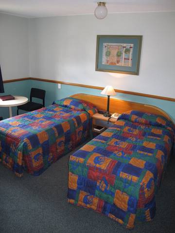 Spring Hill Terraces Motel - Tourism Gold Coast 1