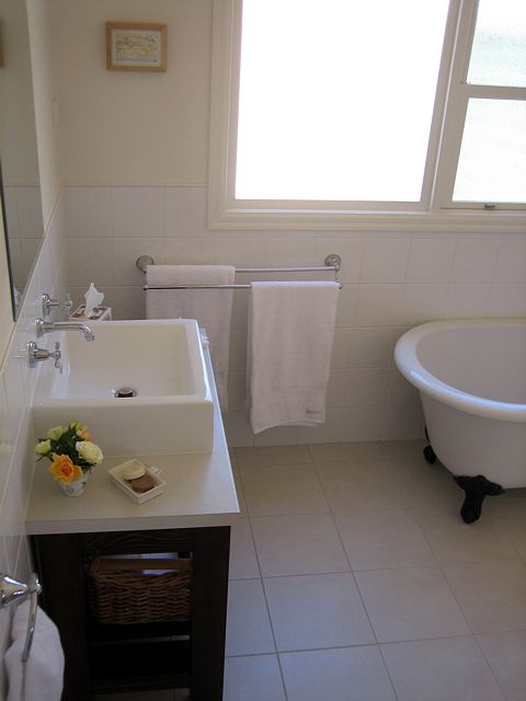 Strath Valley View B And B - Tourism Gold Coast 3
