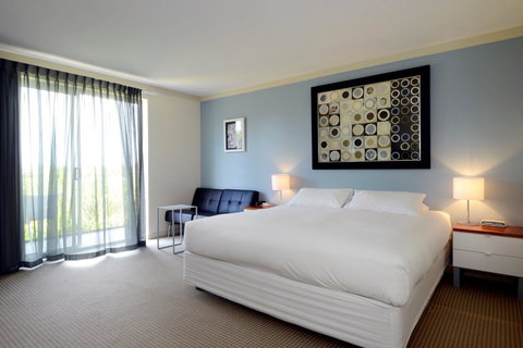 Sullivans Hotel - Tourism Gold Coast 8