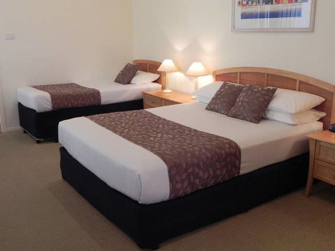 Surf Motel - Tourism Gold Coast 0