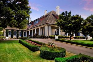 Peppers Manor House - Tourism Gold Coast 3