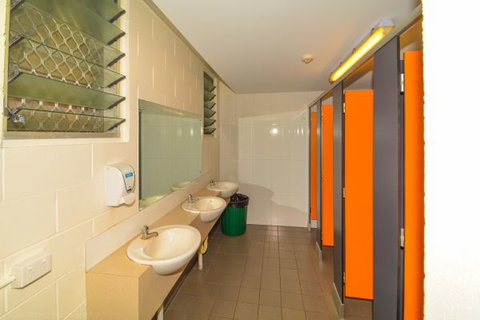 Chillis Backpackers - Tourism Gold Coast 8