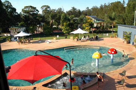Sydney Getaway Holiday Park & Avina Van Village - Tourism Gold Coast 3
