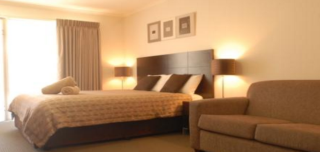 Tea House Motor Inn and Apartments - Tourism Gold Coast