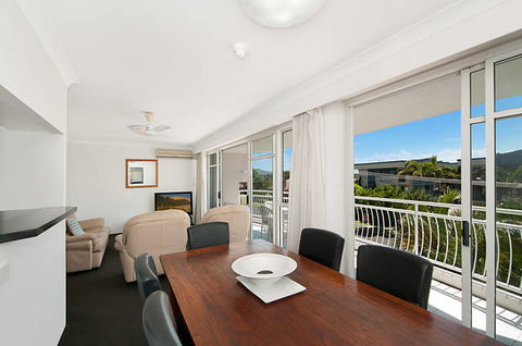 The Atrium Resort - Gold Coast 3