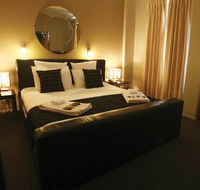 Clarendon Hotel - Tourism Gold Coast