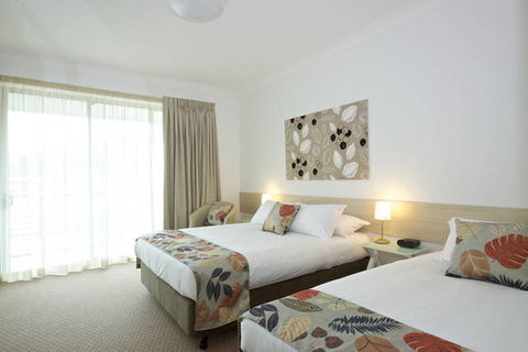 The Coast Motel - Tourism Gold Coast 2