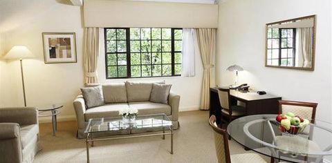 The Hills Lodge Hotel & Spa - Tourism Gold Coast 5