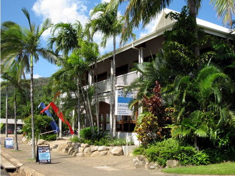 The Sovereign Resort Hotel - Tourism Gold Coast 0
