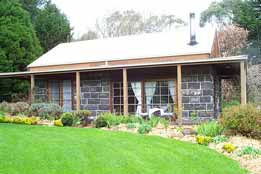 The Studio & The Barn - Tourism Gold Coast 0