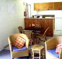 Ti Tree Holiday Apartments - Tourism Gold Coast