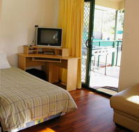 T's Tennis Resort - Tourism Gold Coast