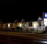 Tudor House Motel - Tourism Gold Coast