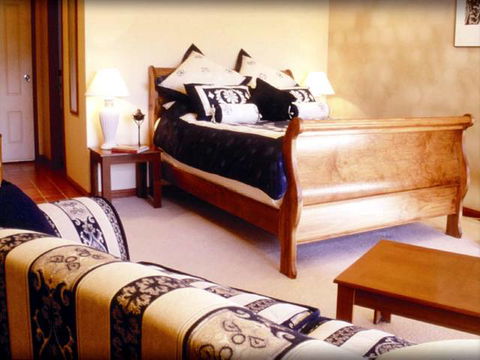 Estate Tuscany - Tourism Gold Coast 1