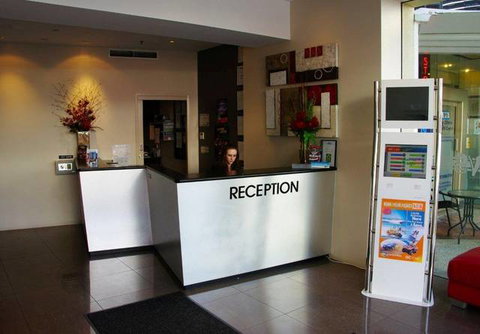 Victoria Square Apartments - Tourism Gold Coast 2