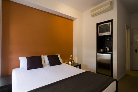 Vulcan Hotel - Tourism Gold Coast 7