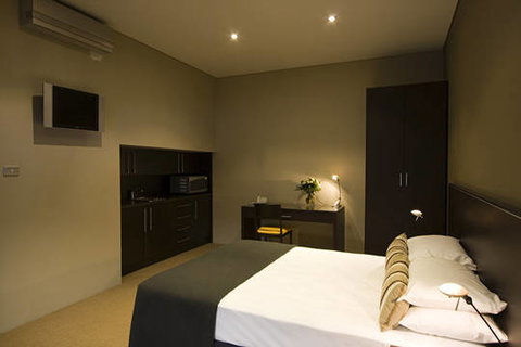 Vulcan Hotel - Tourism Gold Coast 9