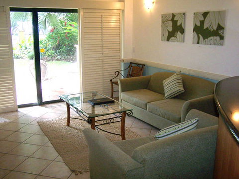 Waterfront Terraces - Tourism Gold Coast 0